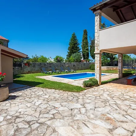 Casa vacanze Cozy In With Wifi Vodnjan